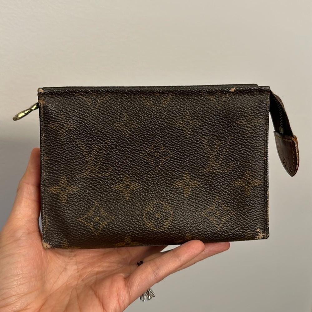 Louis Vuitton Toiletry